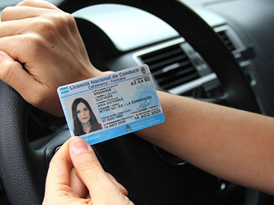 Obligación de hacer un “Curso de Género” para obtener la Licencia de Conducir
