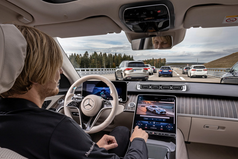 Mercedes-Benz, pionero en conducción autónoma nivel 3