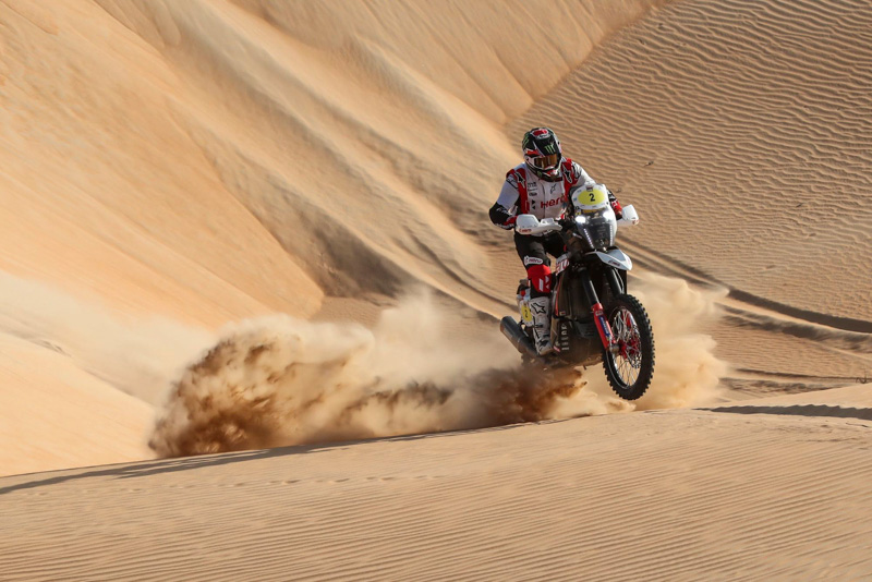 El equipo Hero Motosports, en el desafío del desierto de Abu Dhabi