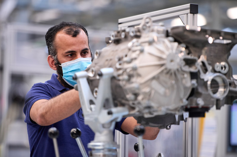BMW fabrica sistemas de propulsión 100% eléctricos en Alemania
