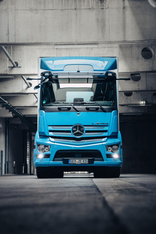 Lanzamiento mundial del Mercedes-Benz eActros