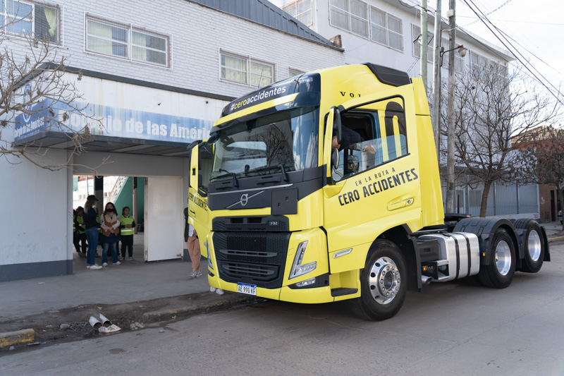 Campaña Volvo Trucks & Buses para los niños