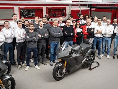 El capítulo eléctrico de Ducati