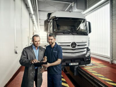 Mercedes Benz camiones incorpora el chat GPT