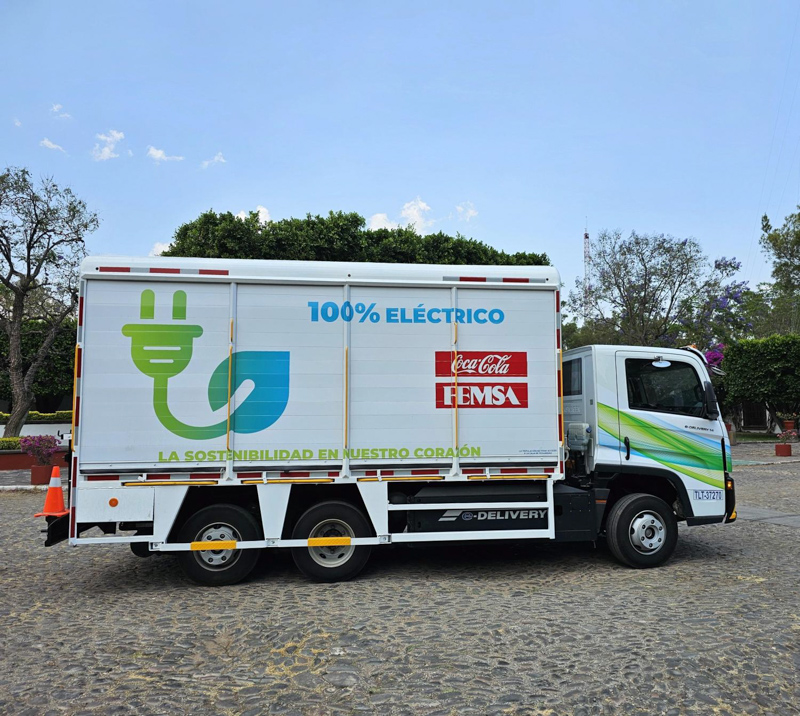VW entrega una flota de camiones eléctricos en México
