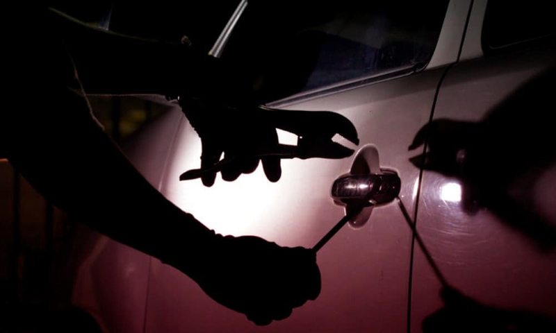 Aumento de robos de autos impacta la industria automotriz