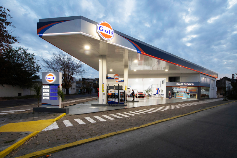 Incrementos en combustibles rezagados frente a la inflación