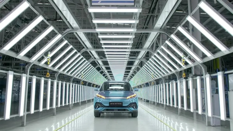 BYD abrirá su mayor planta de autos eléctricos en Brasil