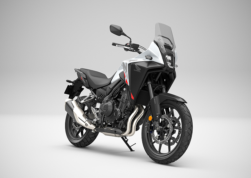 Honda NX 500: rendimiento, seguridad y tecnología en ruta