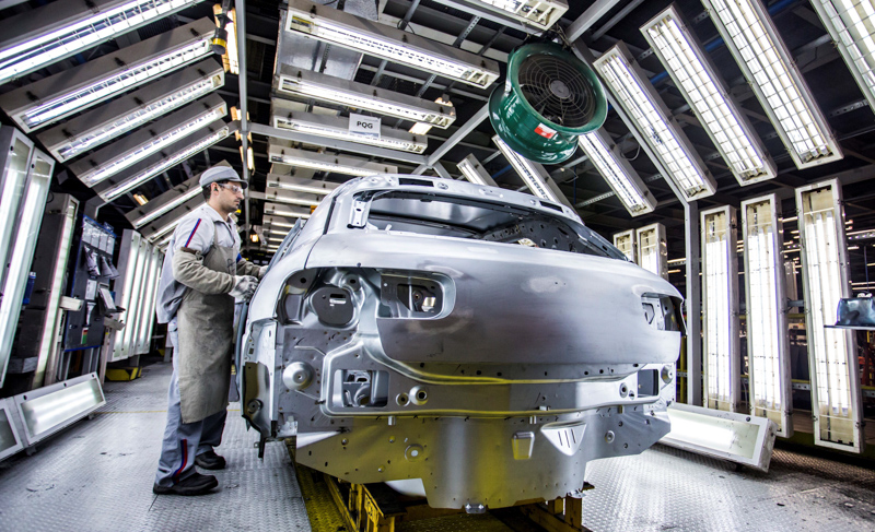 Crecimiento del 12,8% en ventas de vehículos en febrero