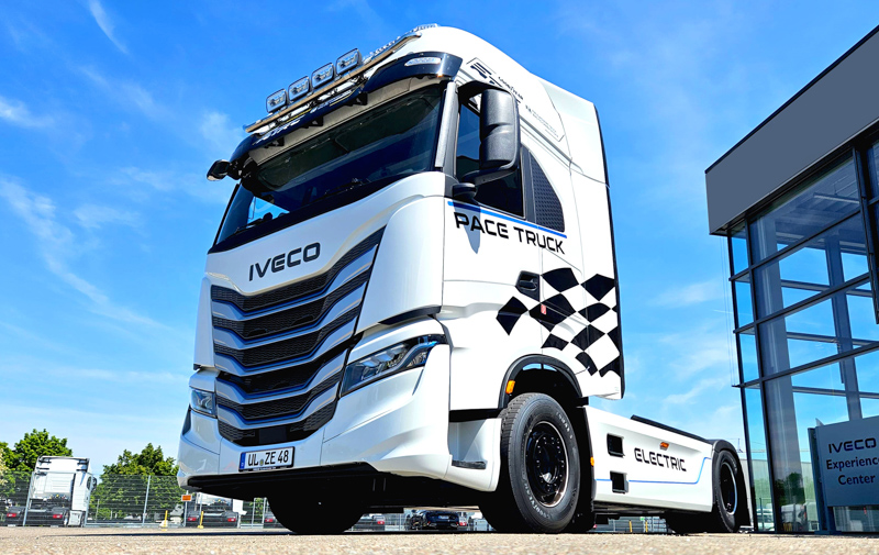 IVECO presenta el primer Pace Truck 100% eléctrico