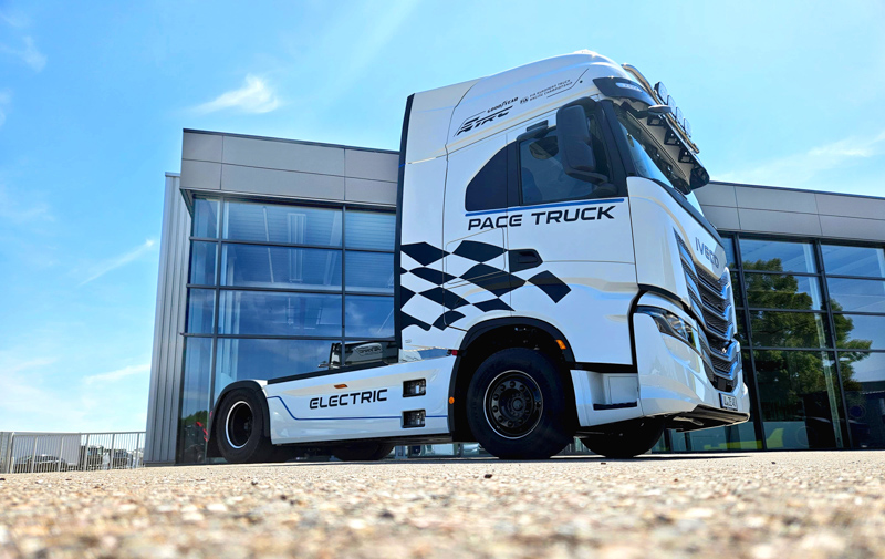 IVECO presenta el primer Pace Truck 100% eléctrico