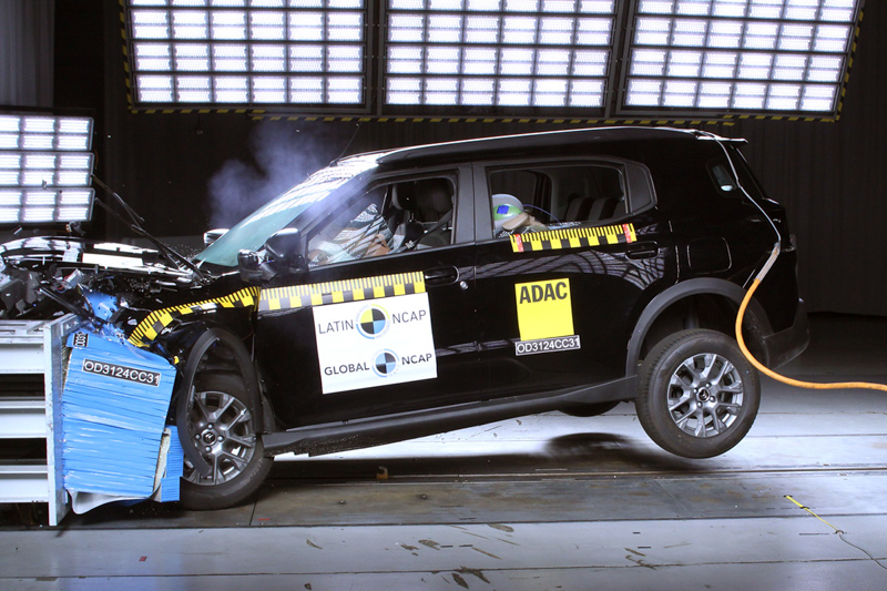 Proponen etiquetado obligatorio de seguridad vehicular