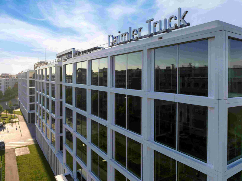 Daimler Truck ajusta proyecciones para 2025