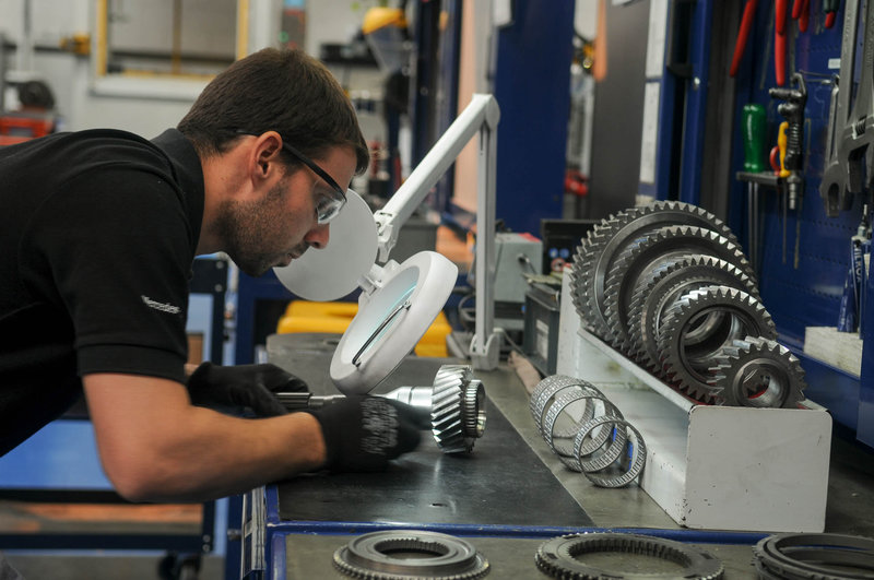 Mercedes-Benz Camiones y Buses supera las 9.000 piezas REMAN