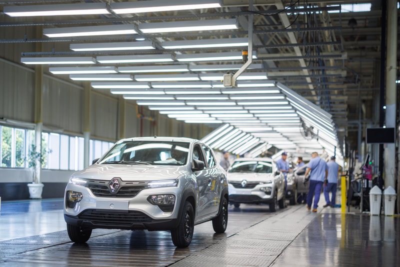 Exportaciones sostuvieron industria automotriz en agosto