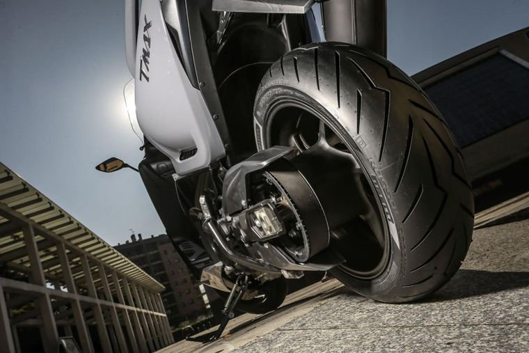 Consejos de seguridad y mantenimiento para motos