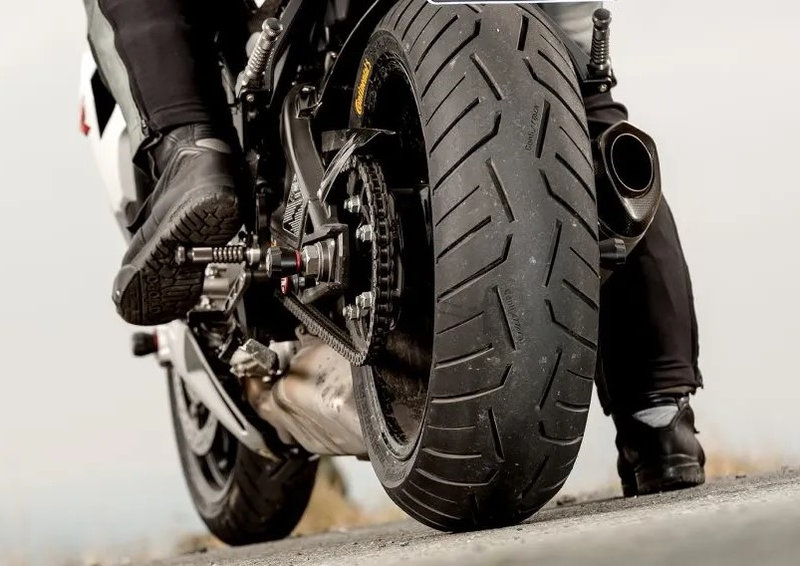 Cómo se desarrollan los lubricantes modernos para motos