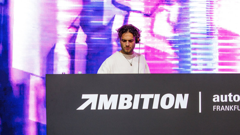 AMBITIÓN 2026 impulsa formación de jóvenes talentos