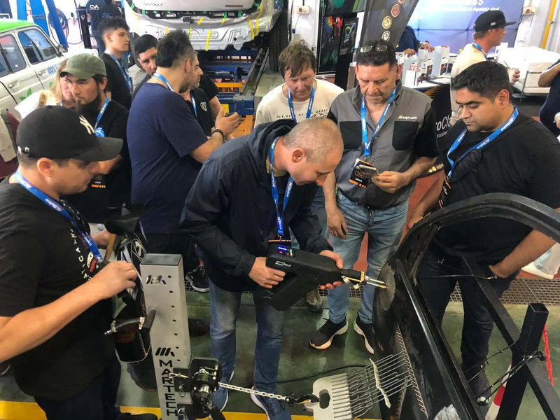 Nuevo Power Puller, desabollador eléctrico de Martech