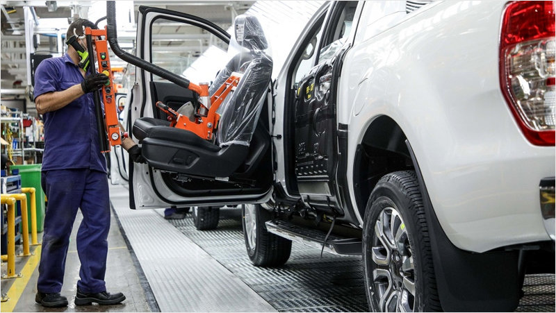 Actualizan umbrales del sector automotor