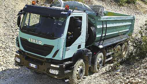 vp-68-el-camion-iveco-trakker-03