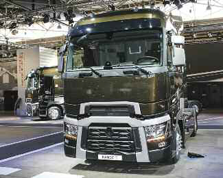 pes-75-renault-truck-presento-la-gama-euro-6-02