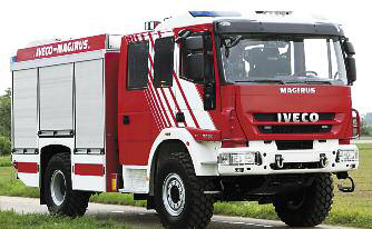 pes-92-camion-autobomba-iveco-para-extincion-de-incendios-03