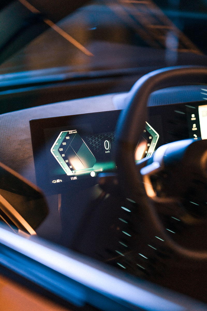 El futuro de la pantalla y el sistema operativo BMW iDrive