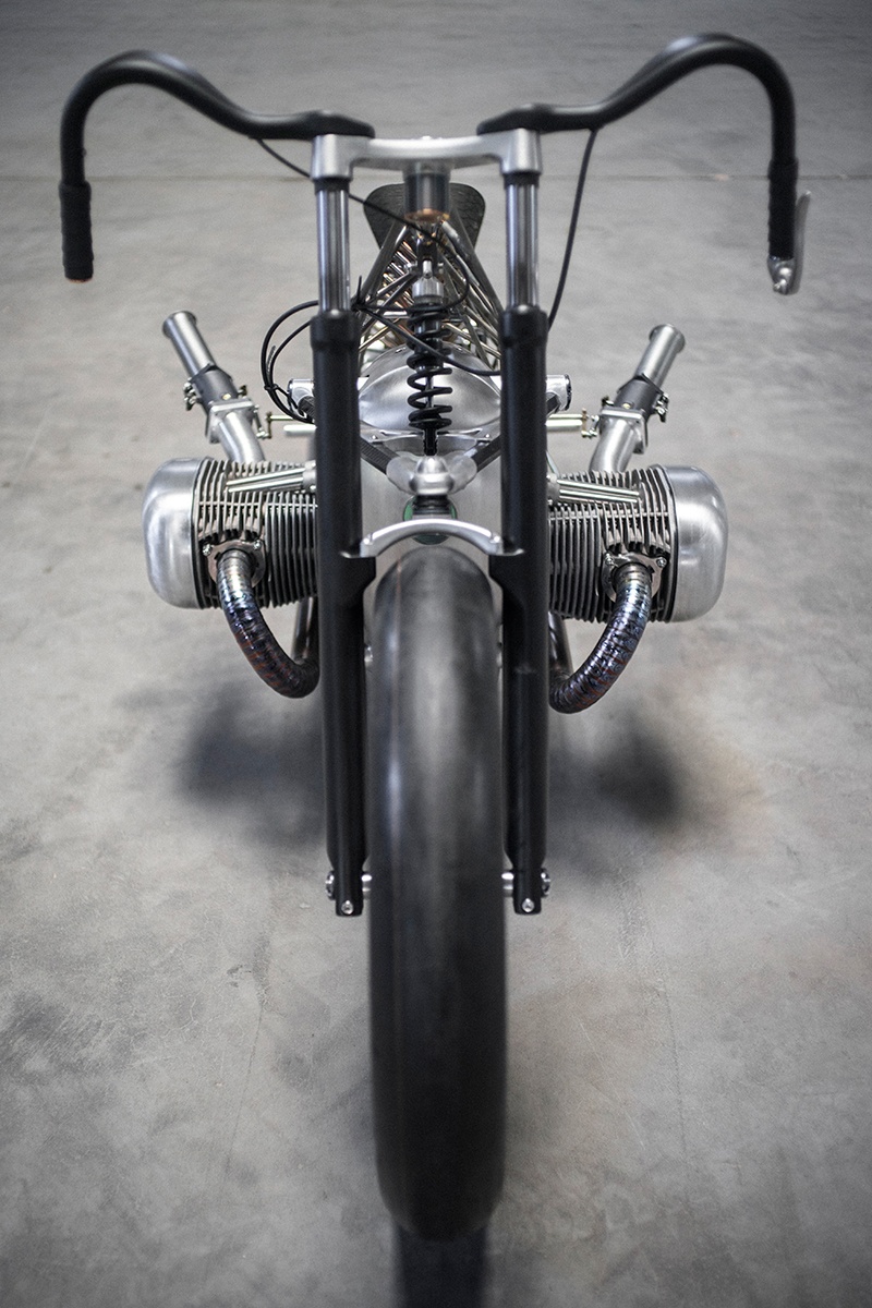 2019-05-09-una-motocicleta-personalizada-the-revival-birdcage-5-05