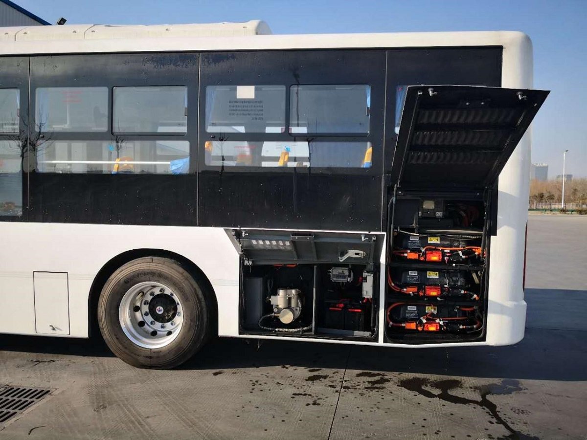 2019-03-29-los-buses-electricos-corven-llegan-a-mendoza-4-04