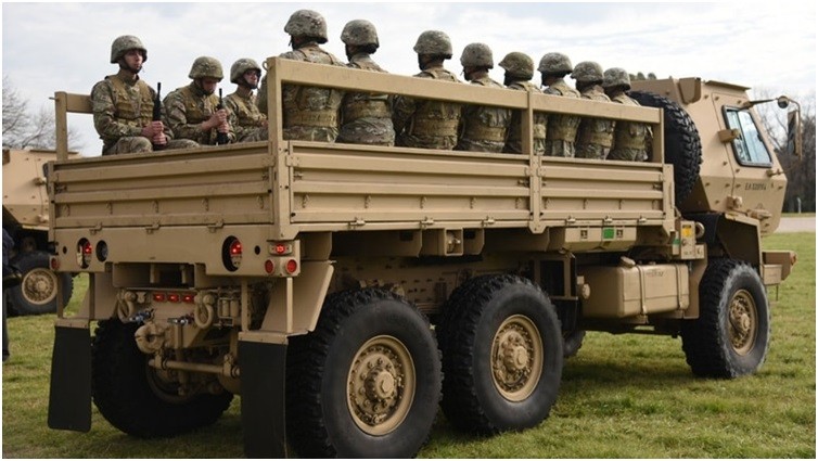 2019-07-26-los-camiones-militares-oshkosh-que-incorporo-el-ejercito-3-03