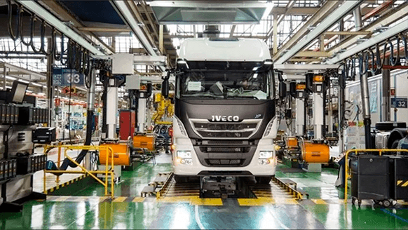 2019-08-09-iveco-salva-empleos-produciendo-camiones-a-gnc-0-01