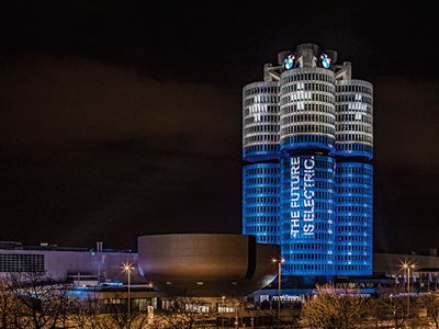 BMW Group cumple la promesa de entregar 100,000 vehículos electrificados en 2017