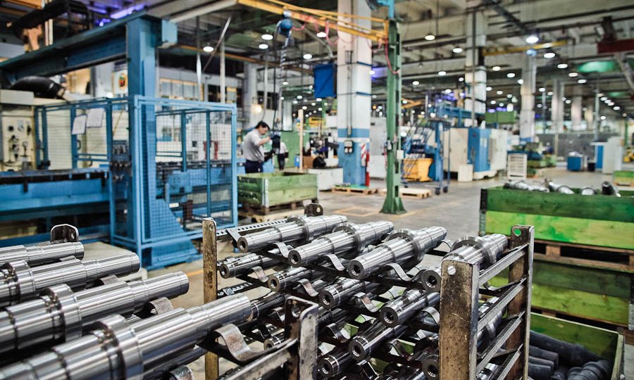 Con menor volumen, el Sector Autopartista reduce el déficit