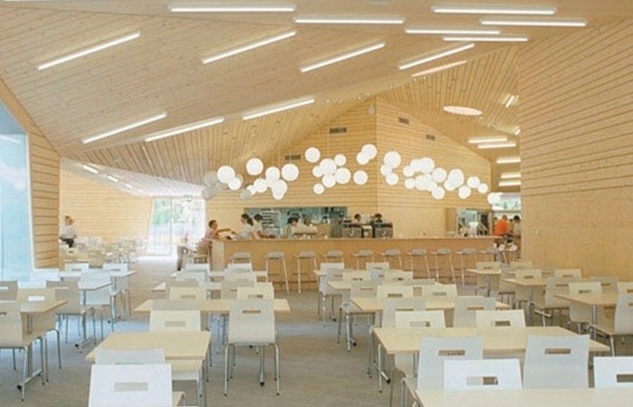 el-futuro-en-el-presente-estacion-de-servicio-en-viamala-suiza-02