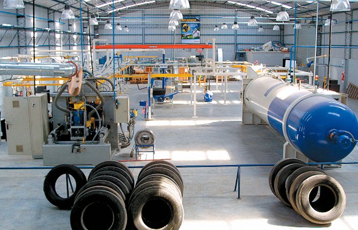 michelin-inauguro-una-planta-de-recapado-en-tandil-04