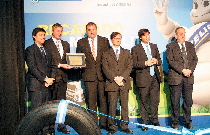 michelin-inauguro-una-planta-de-recapado-en-tandil-05