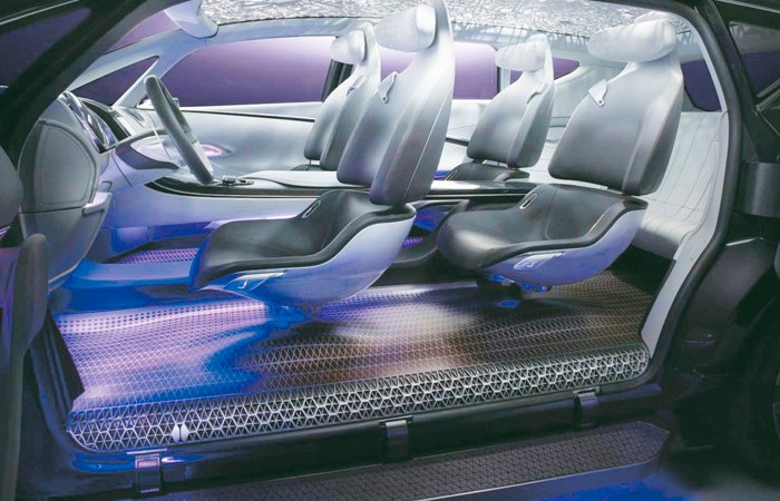 renault-initiale-paris-004