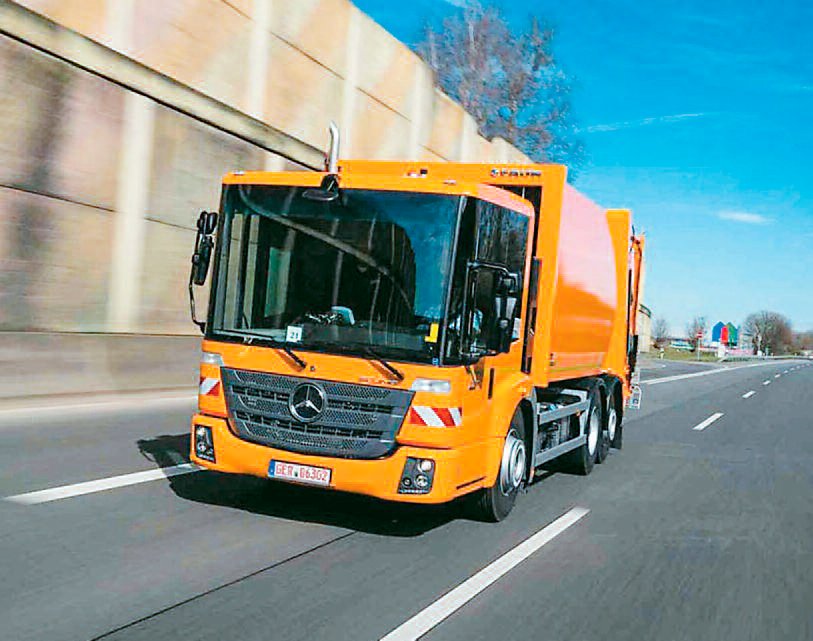 pes-56-mercedes-benz-econic-euro-6-02