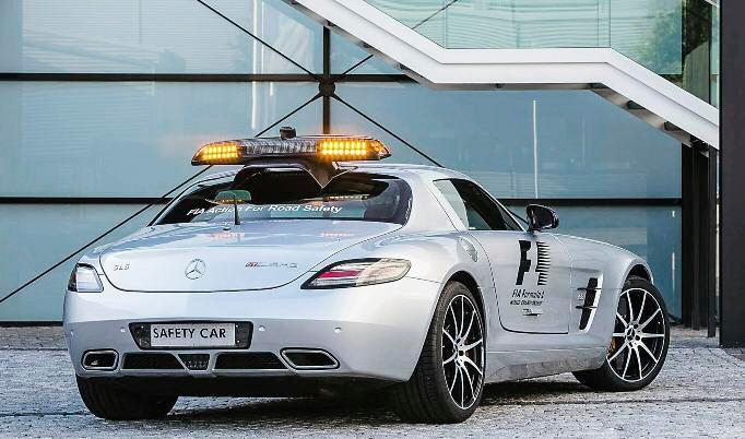 tap-150-el-mercedes-sls-amg-gt-auto-de-seguridad-f1-04