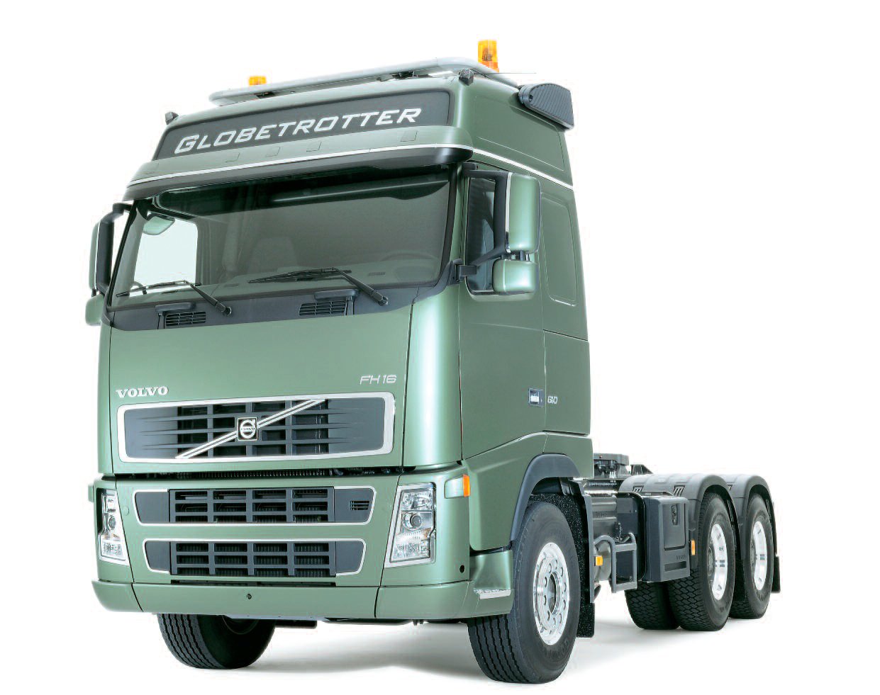 pes-56-el-camion-volvo-fh-monta-el-motor-euro6-01