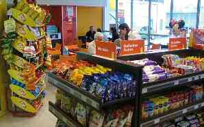 est-45-el-impecable-servicio-de-una-estacion-de-servicio-13