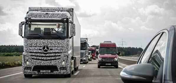 pes-57-mercedes-benz-future-track-2025-03