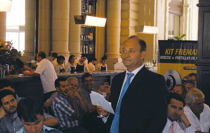 tap-153-fremax-argentina-celebro-y-despidio-el-2014-junto-a-sus-clientes-01