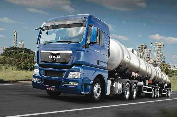 pes-60-el-camion-man-tgx-tipmatic-automatizado-01