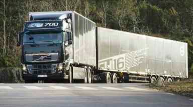 pes-60-volvo-fh-16-con-potencias-700-y-750-cv-07