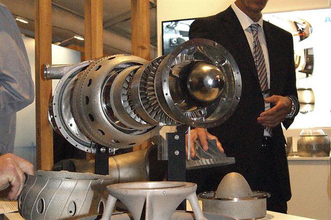 2015-04-06-un-motor-de-avion-fabricado-a-partir-de-una-impresora-3d-01