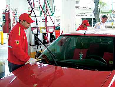 est-49-minimercados-y-surtidores-un-maridaje-que-se-consolida-01