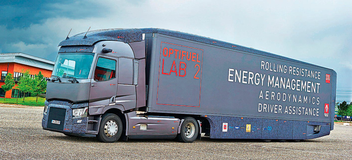 pes-63-renault-trucks-t-optifuel-01